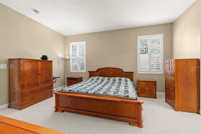 Image No.24-3 Bed Property for sale