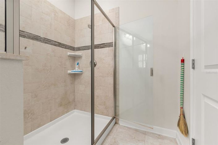 Image No.27-3 Bed Property for sale