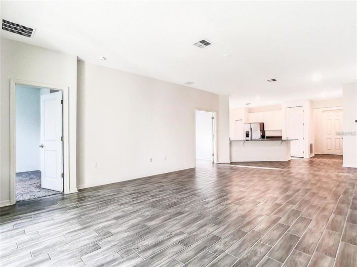 Image No.11-4 Bed Property for sale