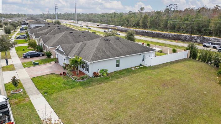 Image No.5-Propriété de 4 chambres à vendre à Kissimmee