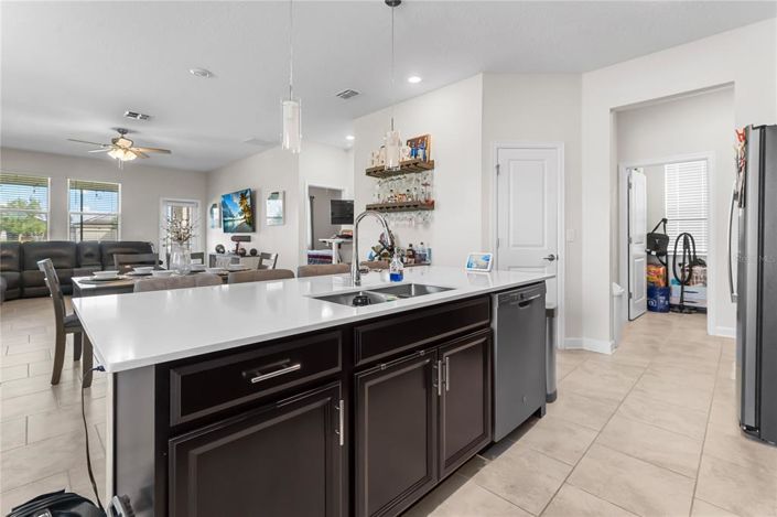 Image No.11-3 Bed Property for sale