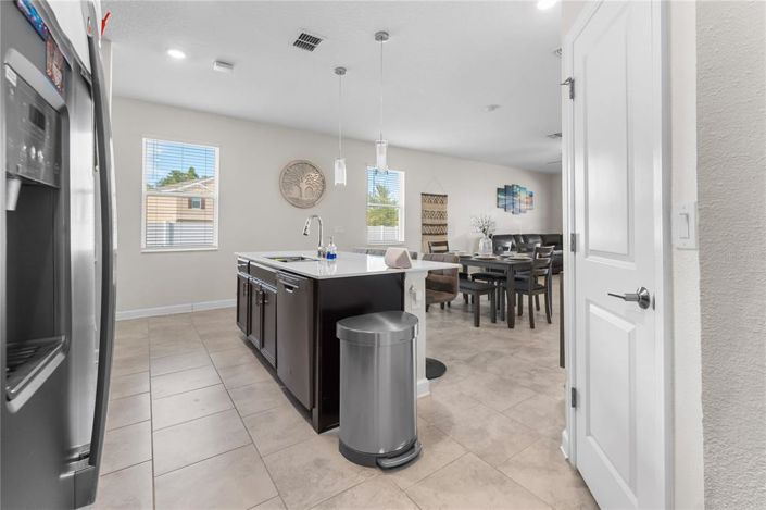 Image No.12-3 Bed Property for sale