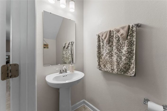 Image No.8-3 Bed Property for sale