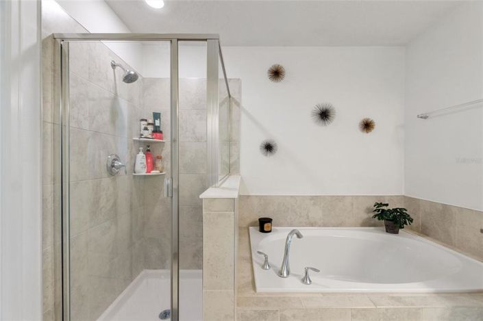 Image No.23-3 Bed Property for sale