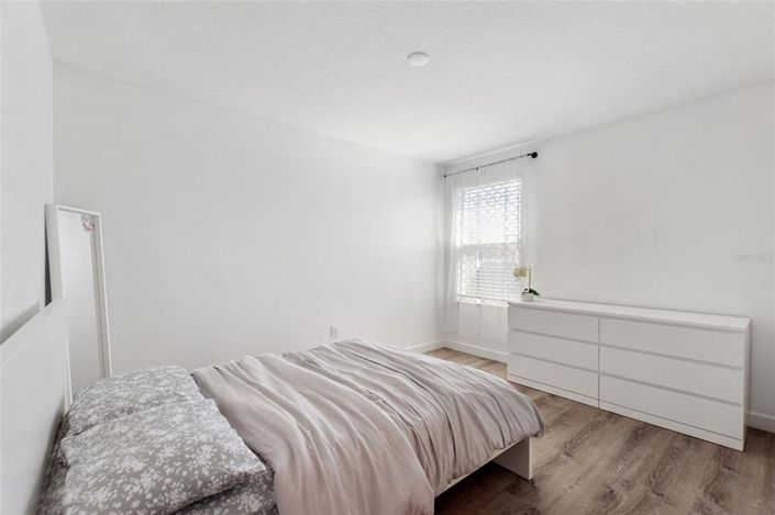 Image No.24-3 Bed Property for sale