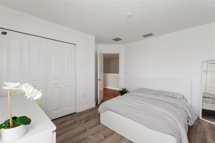 Image No.25-3 Bed Property for sale