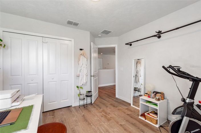 Image No.27-3 Bed Property for sale