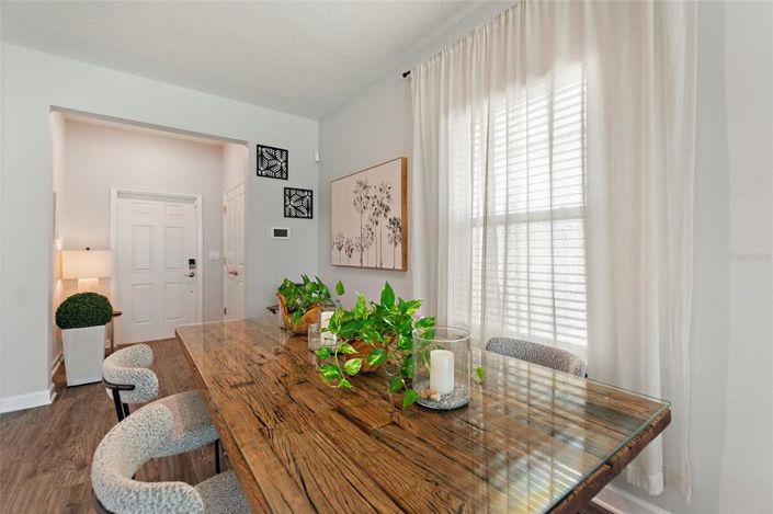 Image No.5-3 Bed Property for sale