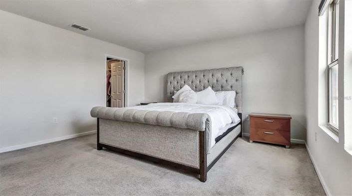 Image No.30-4 Bed Property for sale