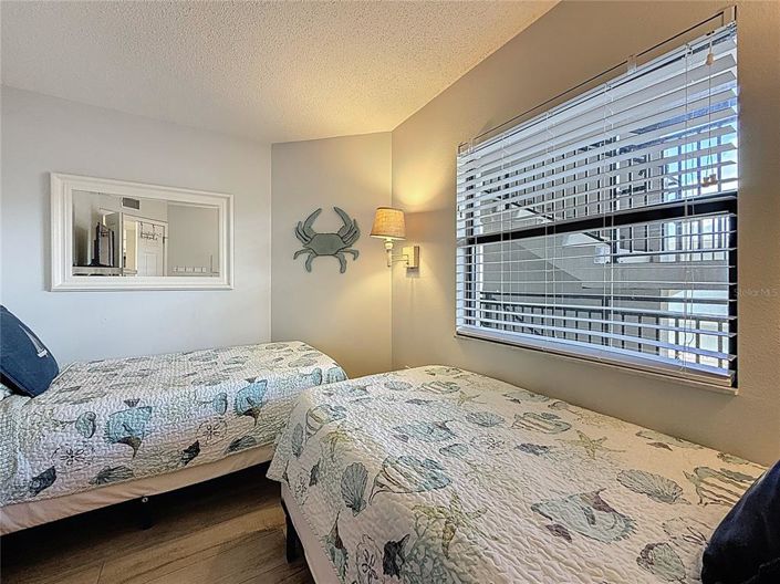 Image No.26-2 Bed Property for sale