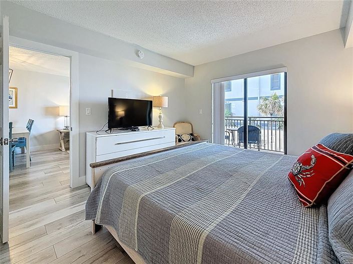 Image No.30-2 Bed Property for sale