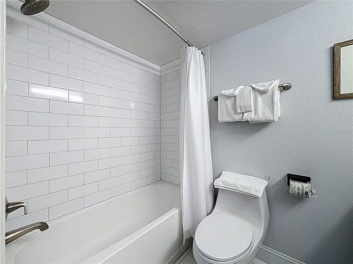 Image No.32-2 Bed Property for sale