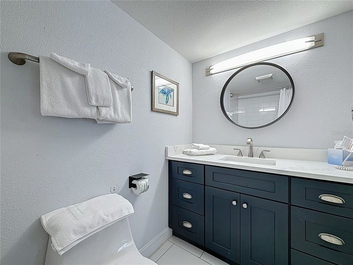 Image No.33-2 Bed Property for sale