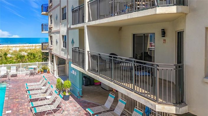 Image No.43-2 Bed Property for sale