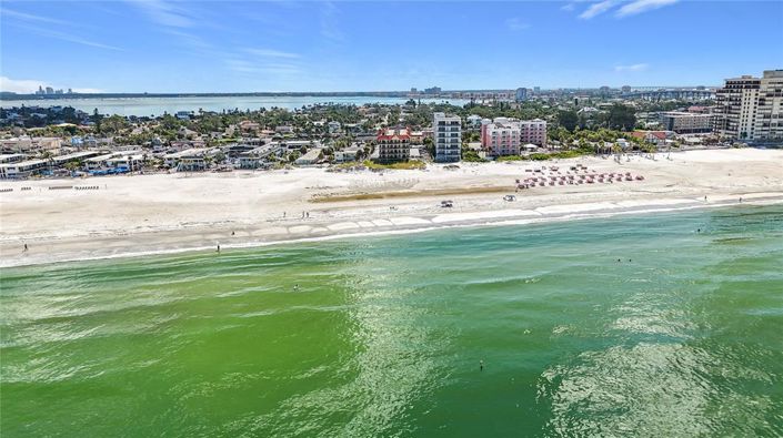 Image No.51-2 Bed Property for sale