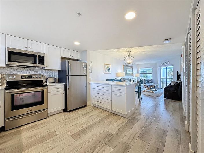 Image No.9-2 Bed Property for sale