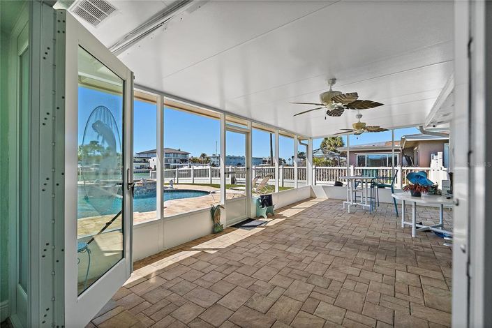 Image No.8-3 Bed Property for sale