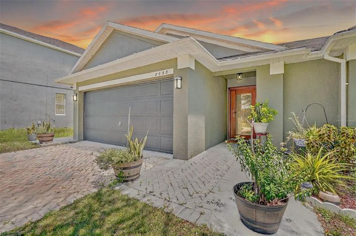 Image No.1-5 Bed Property for sale