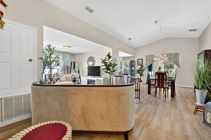 Image No.23-3 Bed Property for sale