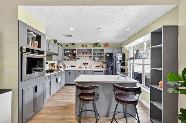 Image No.39-3 Bed Property for sale