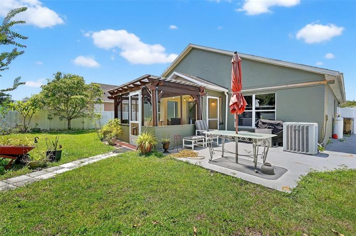 Image No.48-3 Bed Property for sale