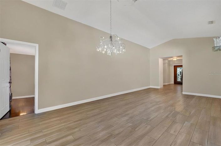 Image No.7-3 Bed Property for sale