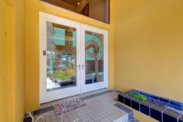 Image No.8-4 Bed Property for sale