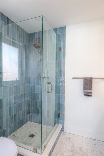 Image No.32-4 Bed Property for sale