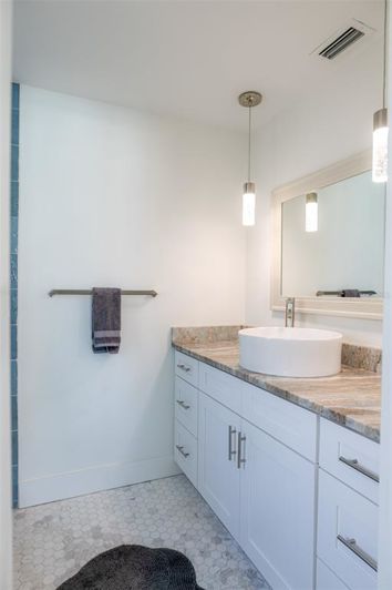 Image No.33-4 Bed Property for sale