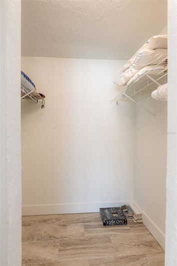 Image No.34-4 Bed Property for sale