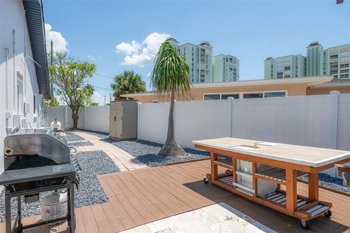 Image No.40-4 Bed Property for sale