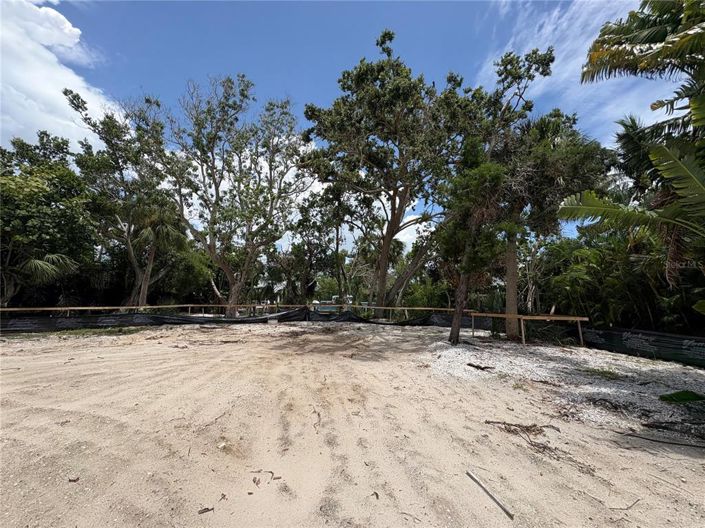 Image No.19-6 Bed Property for sale