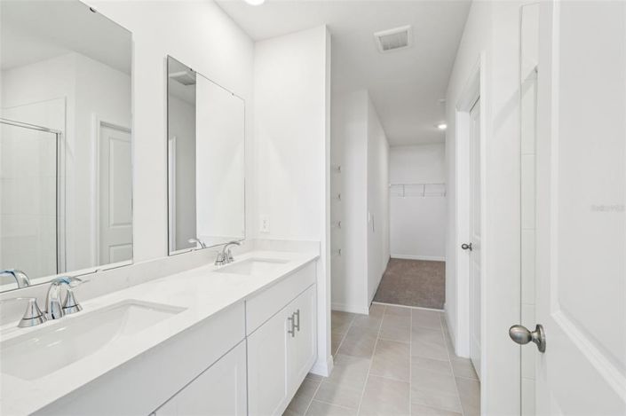 Image No.18-4 Bed Property for sale