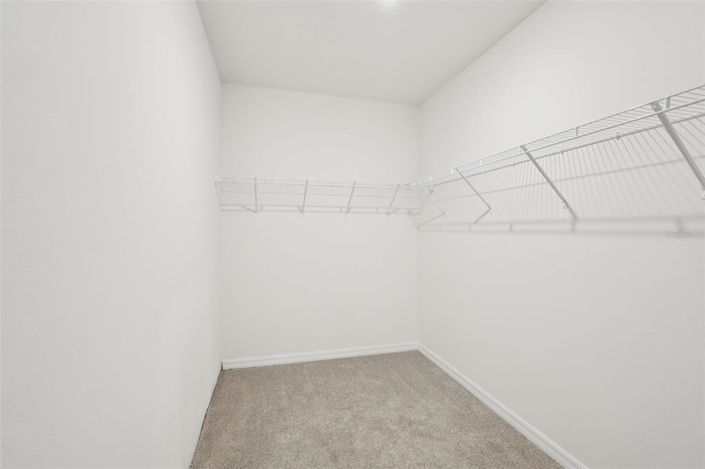 Image No.19-4 Bed Property for sale