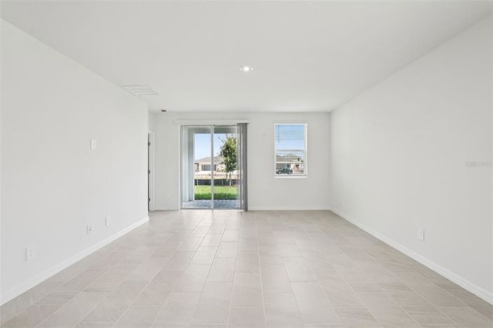 Image No.7-4 Bed Property for sale