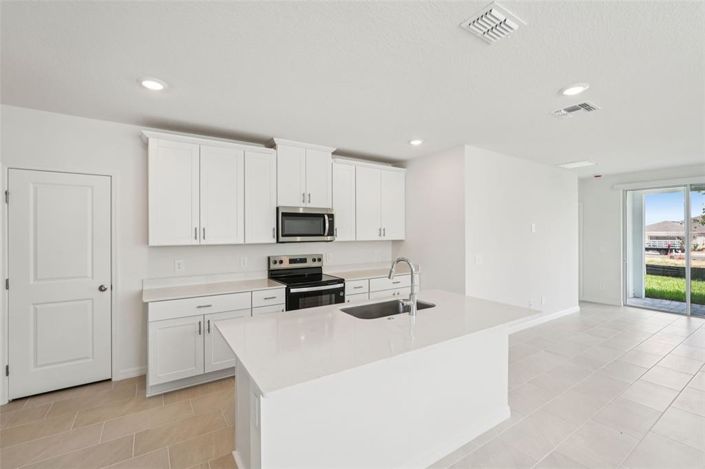 Image No.9-4 Bed Property for sale