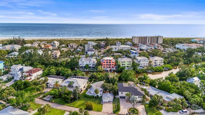 Image No.62-5 Bed Property for sale