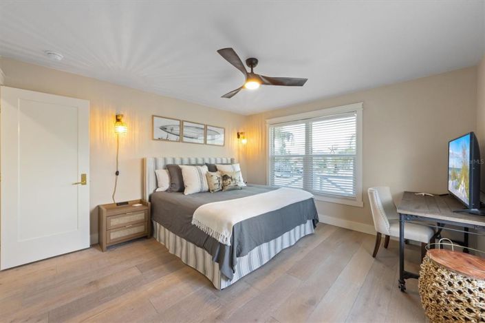 Image No.25-3 Bed Property for sale