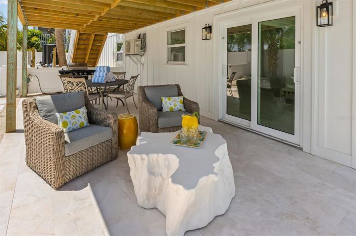 Image No.37-3 Bed Property for sale