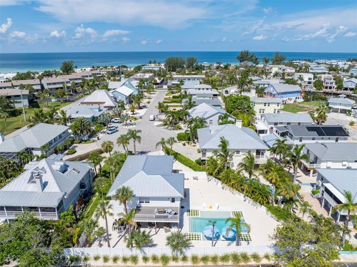 Image No.48-3 Bed Property for sale