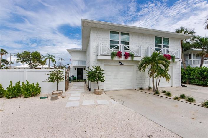 Image No.50-3 Bed Property for sale