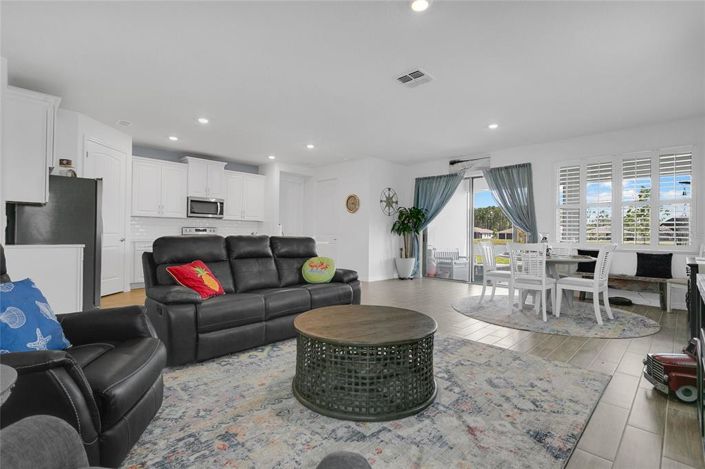 Image No.8-3 Bed Property for sale