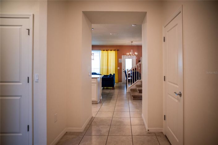 Image No.4-5 Bed Townhouse for sale