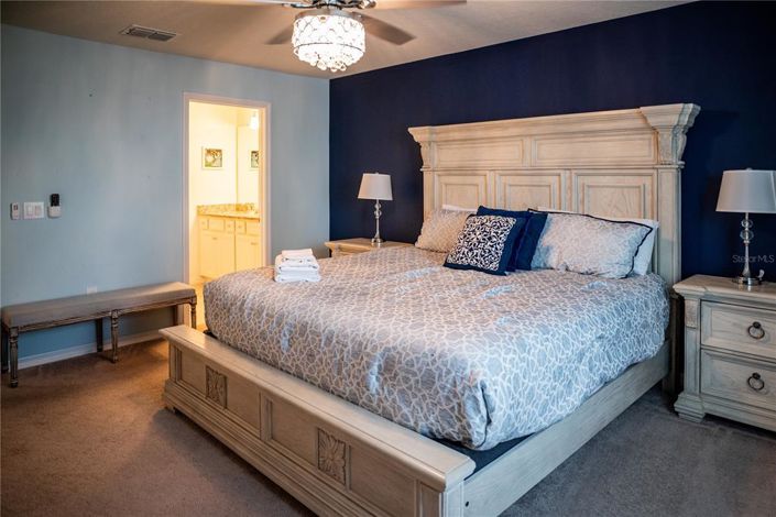 Image No.42-5 Bed Townhouse for sale