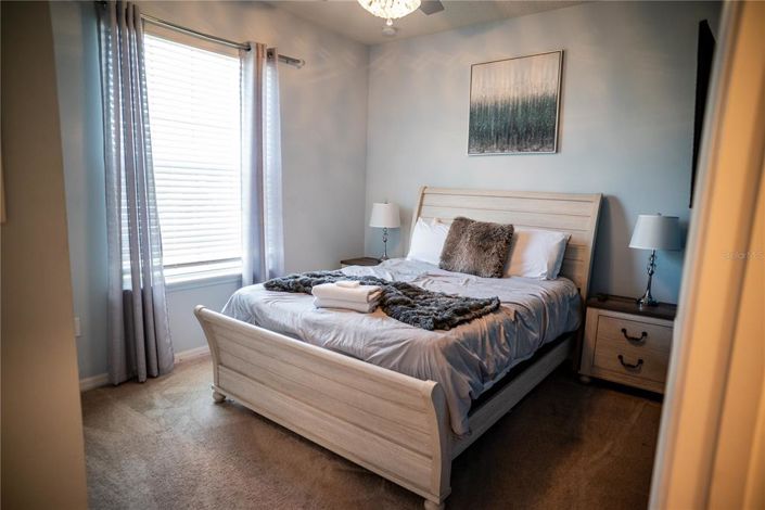 Image No.7-5 Bed Townhouse for sale