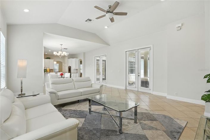 Image No.18-4 Bed Property for sale