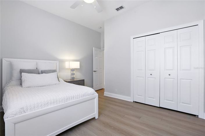 Image No.30-4 Bed Property for sale