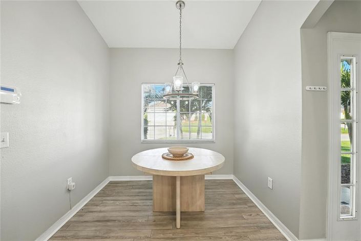 Image No.13-4 Bed Property for sale