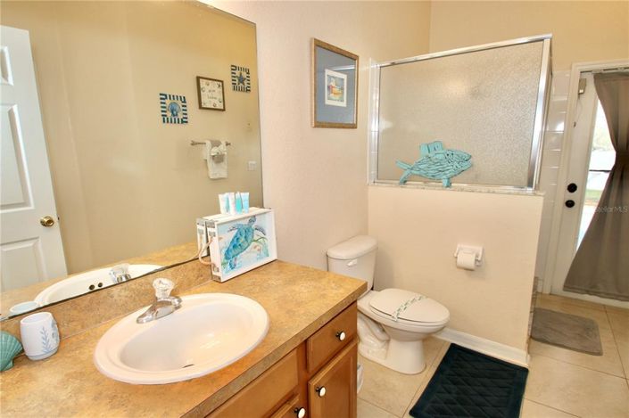 Image No.13-3 Bed Property for sale