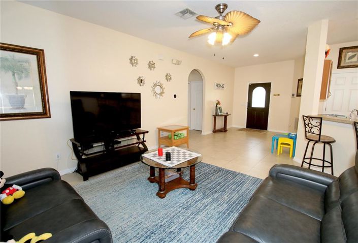 Image No.26-3 Bed Property for sale